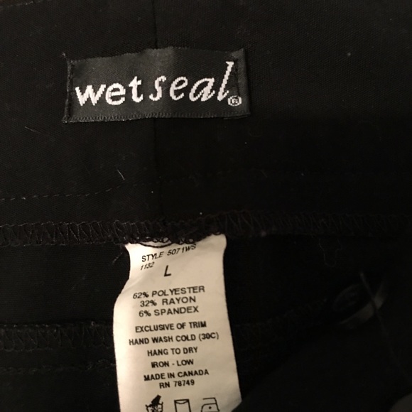 Wet Seal dress capris Black Large - Picture 2 of 3